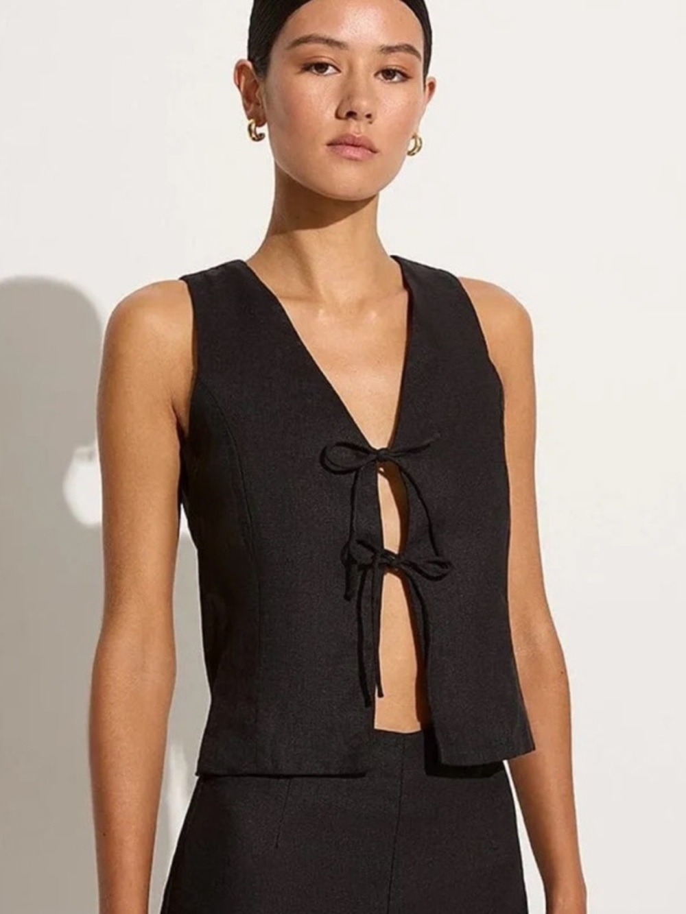 Minimalist Black Tie-Front Linen Vest
